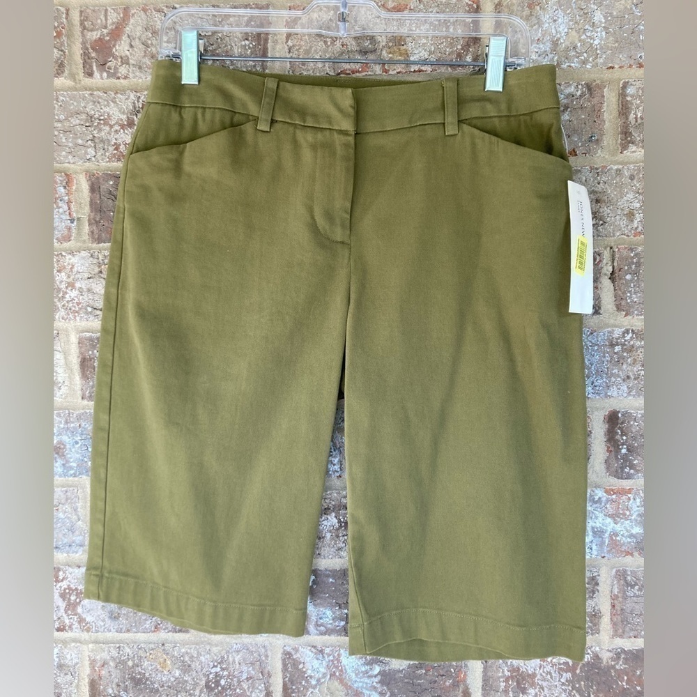 Jones New York Sport Bermuda Shorts Size 6 New With Tags